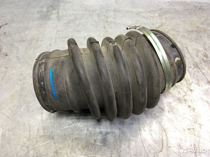 Патрубок воздушного фильтра Ford Focus Ii