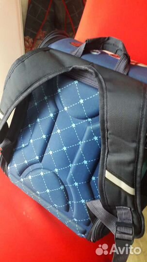 Рюкзак школьный