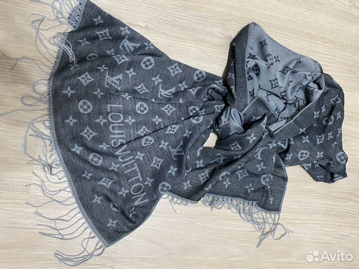 Шарфы и палантины