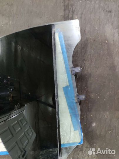 Заднее правое стекло Hyundai Sonata EF