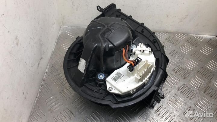 Моторчик печки BMW X5 E70 рест. 2012