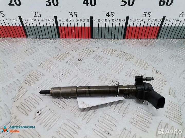 Форсунка Volkswagen Passat CC 2009 03L130277