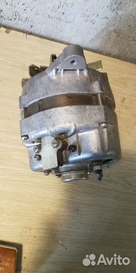 Генератор Г250Д1 У-хл для москвич-2140