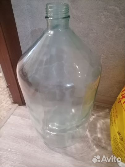 Бутыль 20 литров чистый без сколов