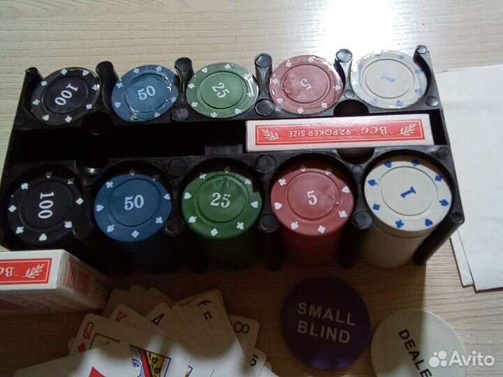 Техасский покер,жестяная банка