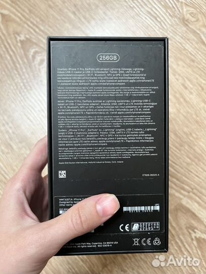 Коробка iPhone 11 pro 256 gb