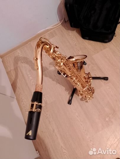 Саксофон тенор Vibra