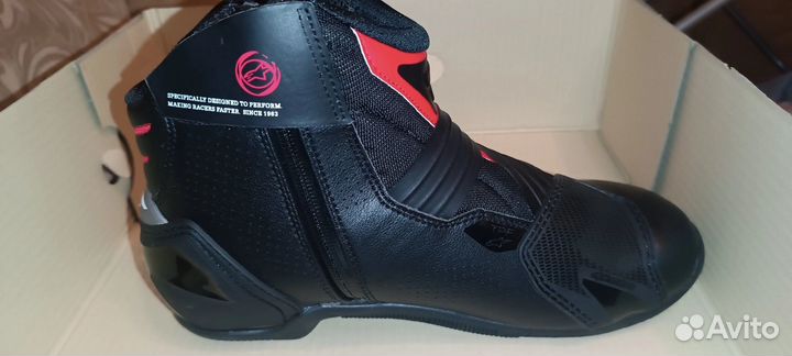 Новые Мотоботинки alpinestars SMX-1 R v2