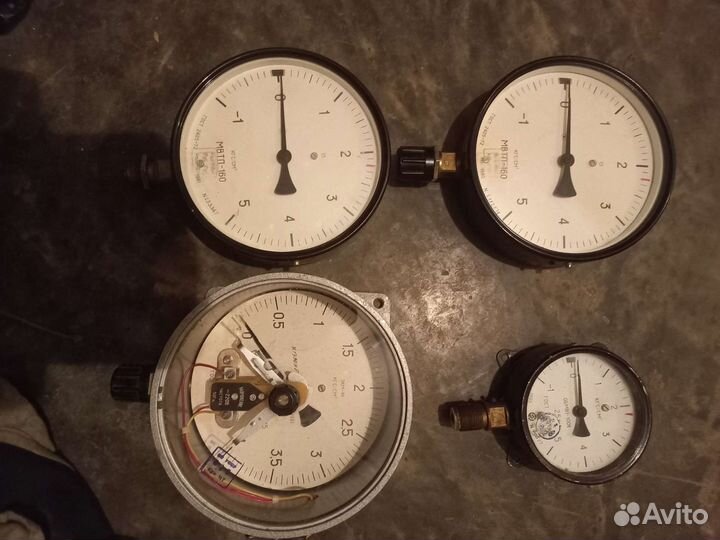Манометры СССР разные