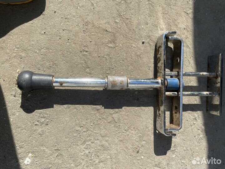 Противоугонный замок на педали solex