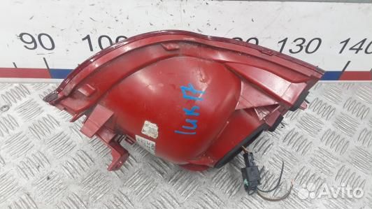 Фонарь задний правый volkswagen passat B6 (LUK17MY