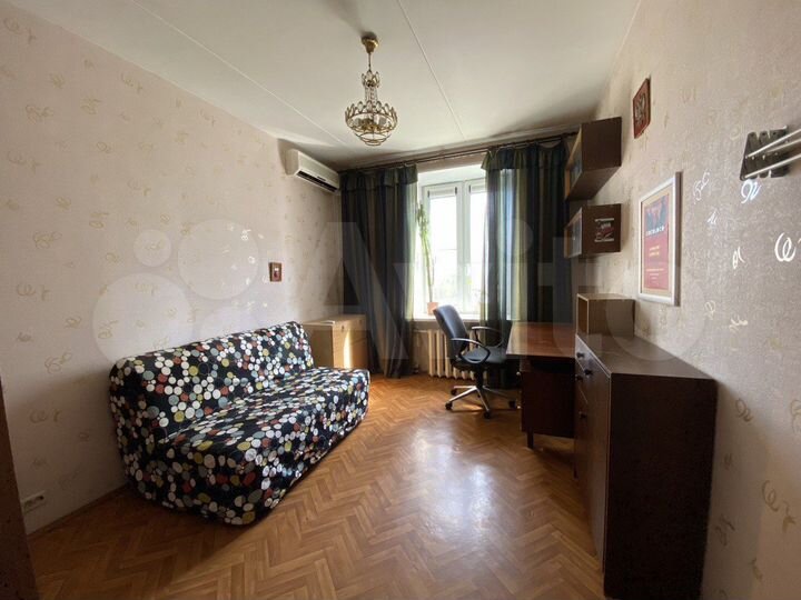 2-к. квартира, 48 м², 5/5 эт.