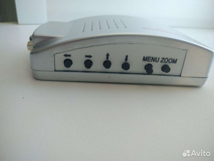 Универсальный видеоадаптер