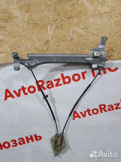 Стеклоподъемник задний Renault Fluence