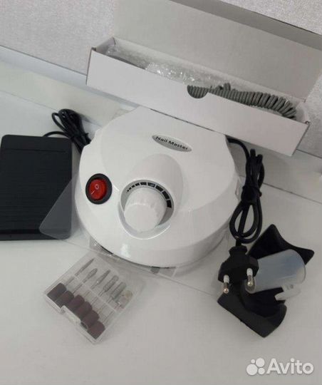 Бор машинка для маникюра новый