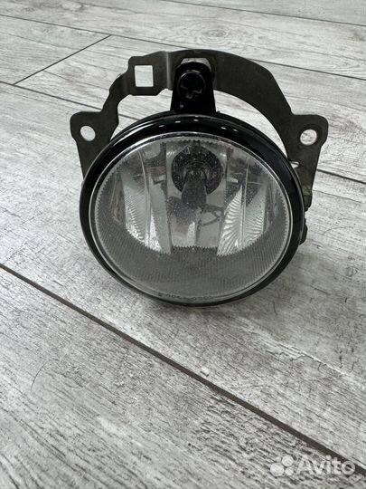 Фара противотуманная Mitsubisi Outlander 3