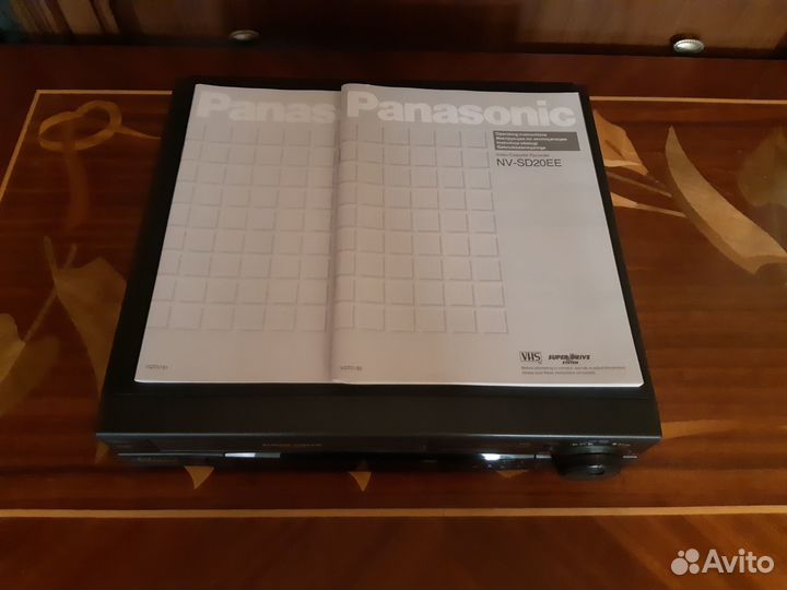 Видеомагнитофон Panasonic NV-SD20EE