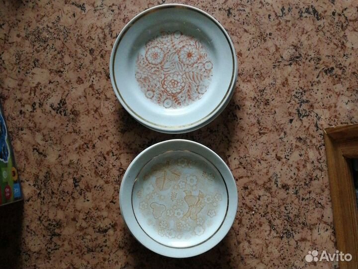 Сервиз, Тарелки, блюдца, хайта