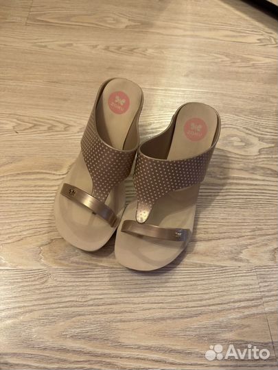 Шлепанцы женские zaxy 38р