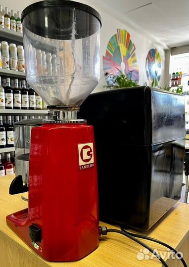 Кофемашина Nuova Simonelli Oscar бу