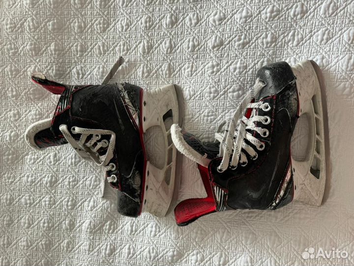 Хоккейные коньки bauer