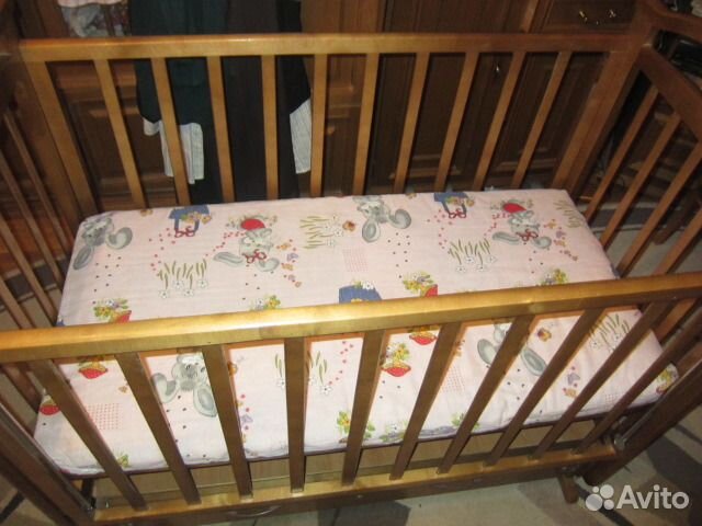 Детская кроватка Можга с матрасом