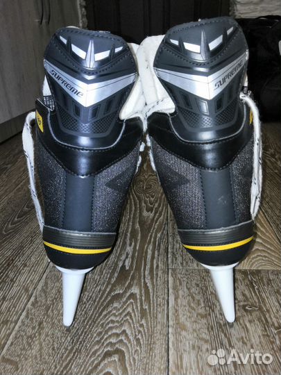 Хоккейные коньки bauer supreme 140