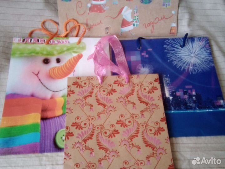 Подарочные и крафт. пакеты