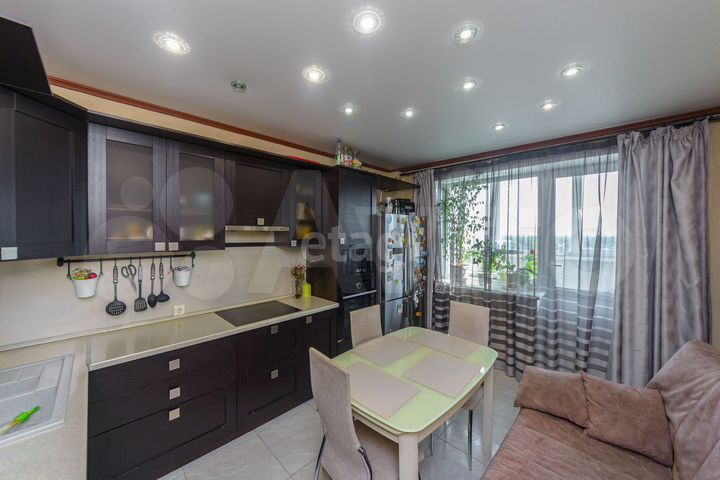 2-к. квартира, 75,9 м², 13/20 эт.