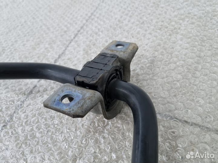 Стабилизатор задний BMW X5 X6 E70 E71