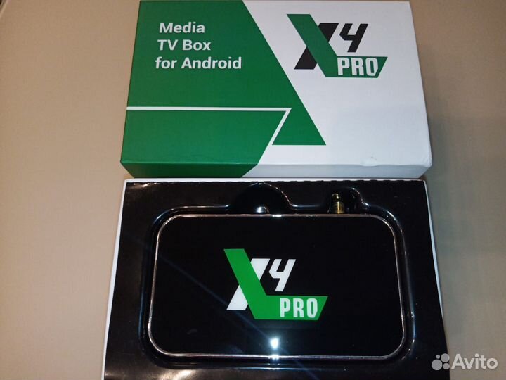 Смарт-тв приставка Ugoos X4Q PRO 4/32 Гб