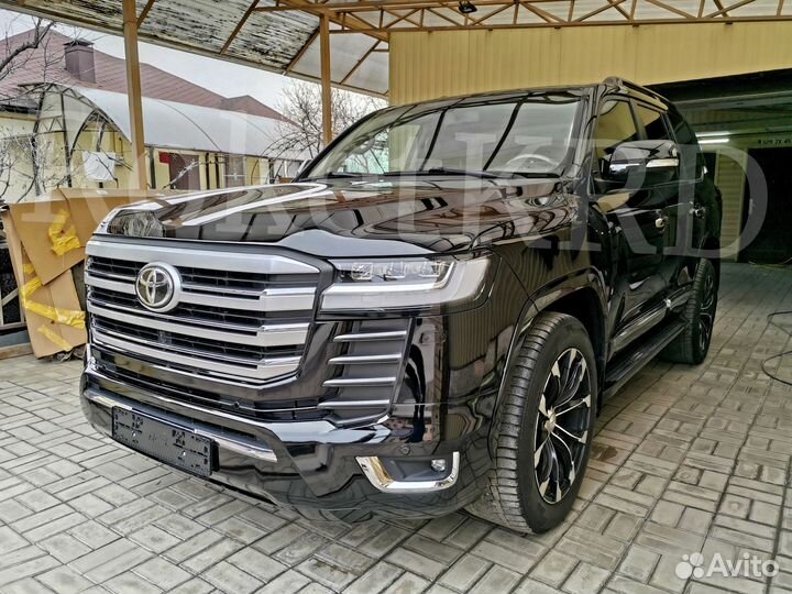 Рестайлинг Toyota Land Cruiser 200