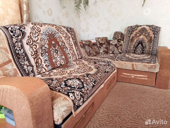 Угловой диван