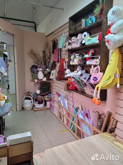 Продам готовый бизнес цветочный магазин