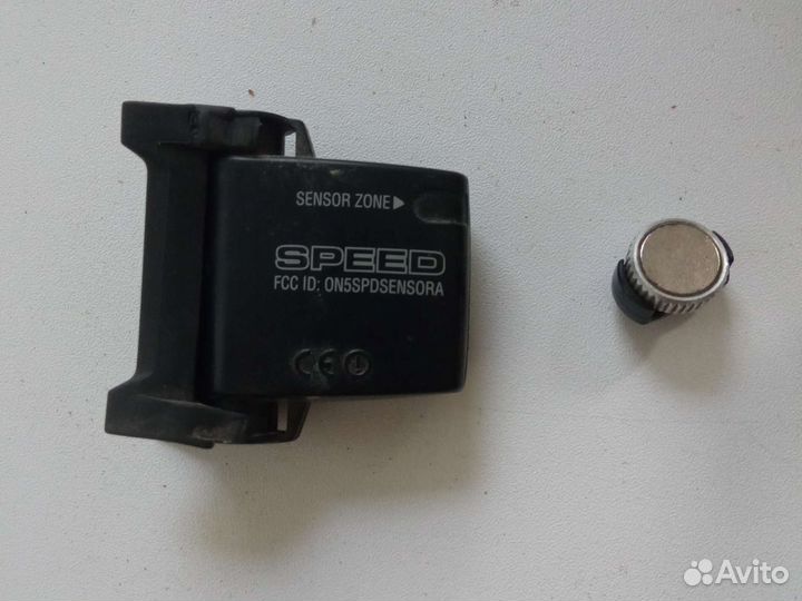 Запчасти от велокомпьютера