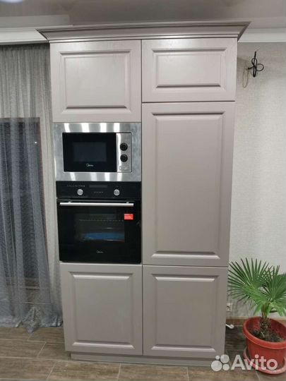 Кухонный гарнитур неоклассика