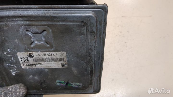 Блок управления двигателем Skoda Fabia