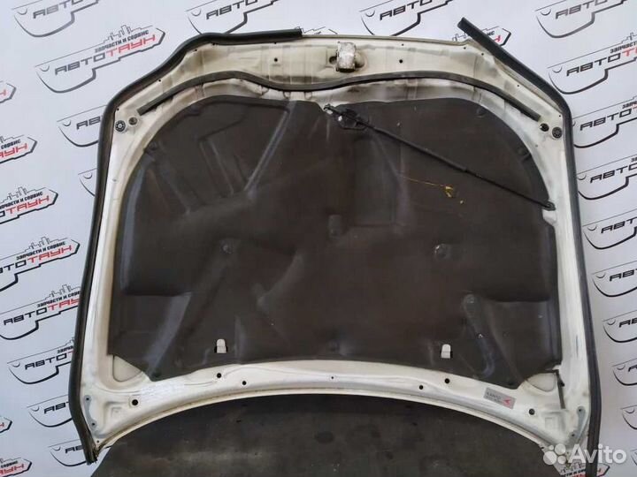 Капот toyota lexus altezza altezza gita IS200 IS30