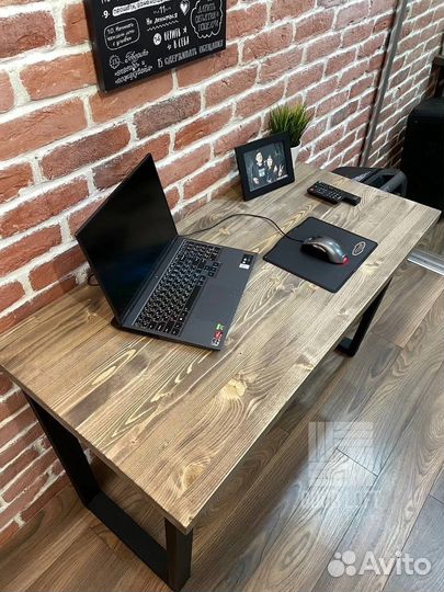 Компьютерный стол лофт
