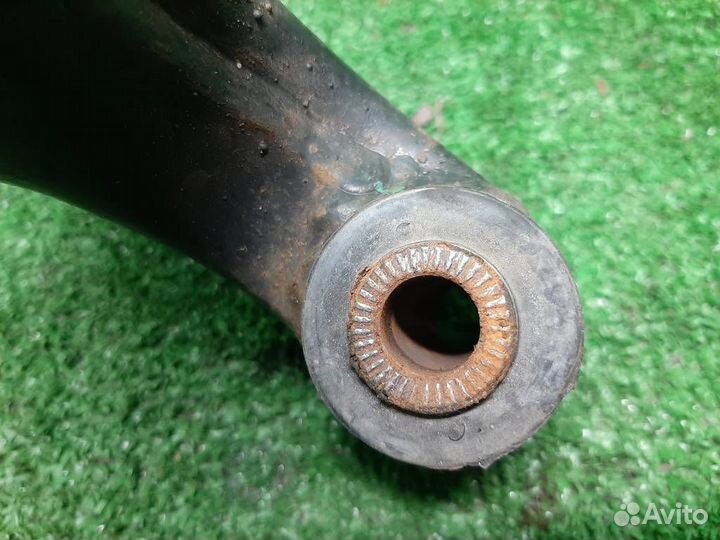 Рычаг передний правый нижний Hyundai Matrix 2004