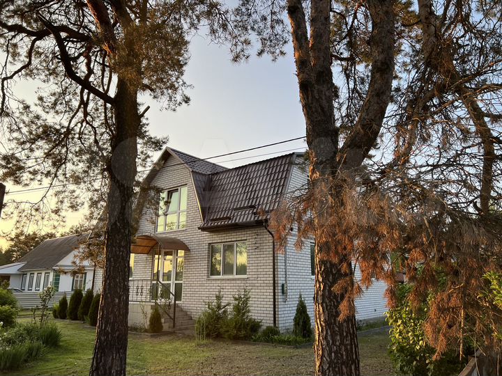 Дом 184,9 м² на участке 29 сот.