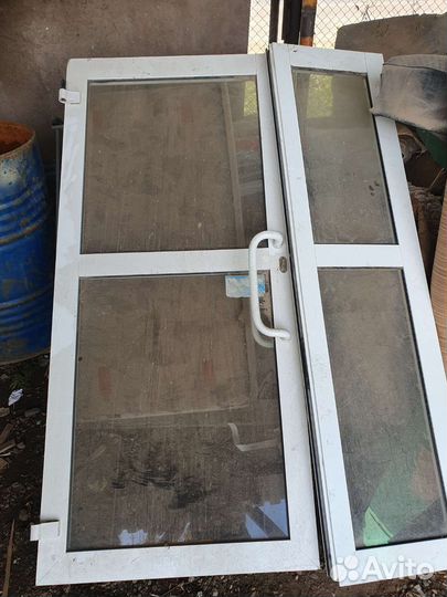 Дверь пластиковая бу