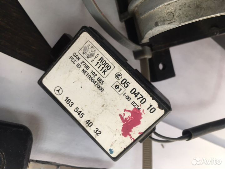 Замок зажигания Mercedes ML 1635454032