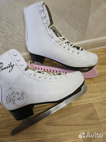 Коньки фигурные 39