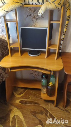 Компьютерный столик бу