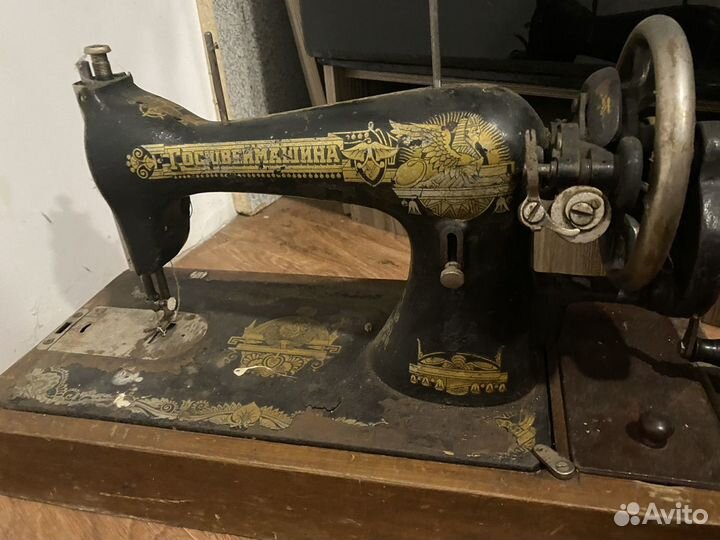 Швейная машина