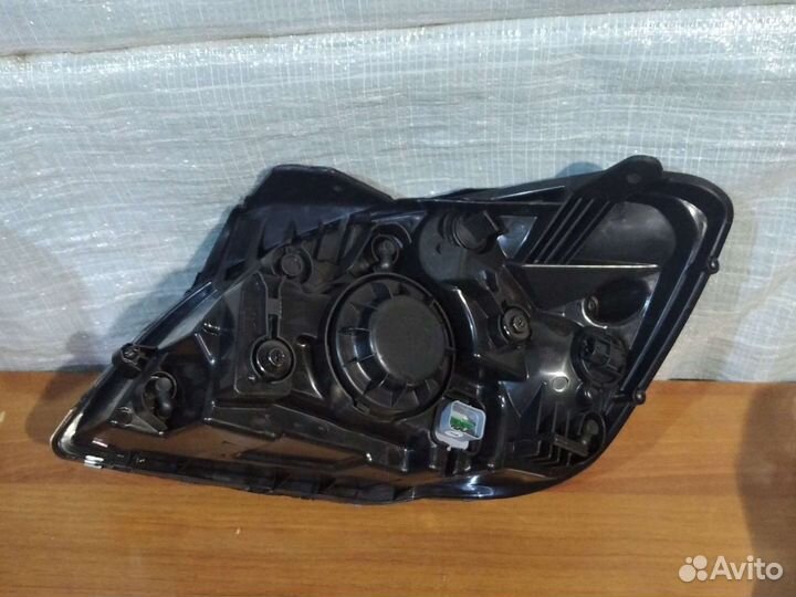 Фары на Киа Рио 2 рестайлинг 2009-2011