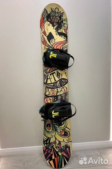 Сноуборд, крепы и ботинки