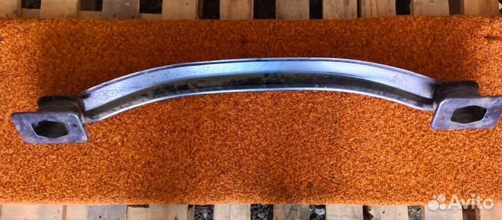 Усилитель заднего бампера LADA vesta