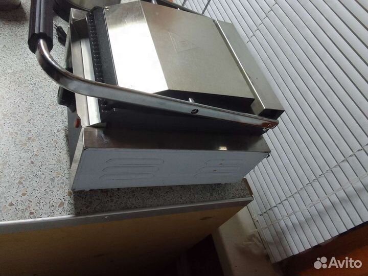 Гриль контактный бу